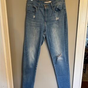 Levi’s Women's High-Rise Skinny Blue Distressed Jeans